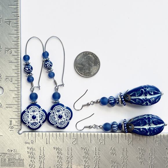 Lot of 2 Folk Artisan Style Earrings Lightweight Blue White Long Dangle Big Bead - Picture 10 of 11